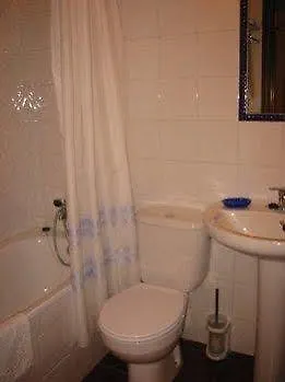 La Torre بيت ضيافة Serdio